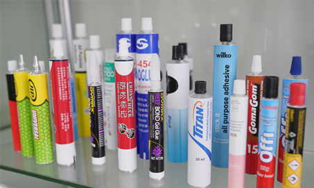 What are the advantages and disadvantages of aluminum-plastic composite hose and all-plastic cosmetic hose in the process of use?